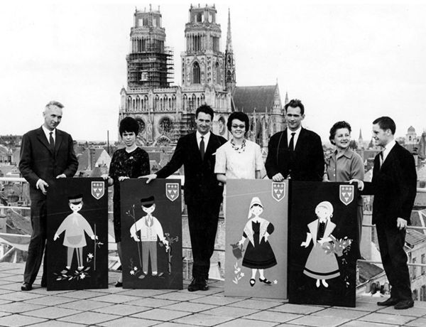 4. А. Клемент, А. Соколов, Г. Предвечный, Н. Калитина с францзскими коллегами. Орлеан, апрель 1961 г. 4. А. Клемент, А. Соколов, Г. Предвечный, Н. Калитина с францзскими коллегами. Орлеан, апрель 1961 г.